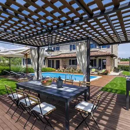Casa de Férias Noce By Interhome Višnjan