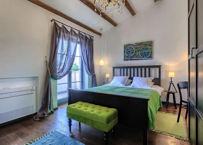 Noce By Interhome * Višnjan